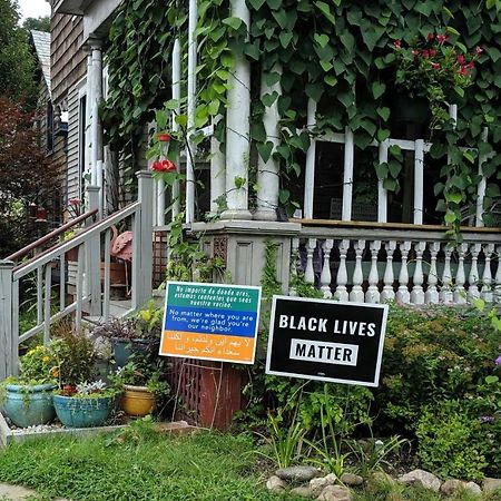 The One Cat Bed and Breakfast Brattleboro Buitenkant foto
